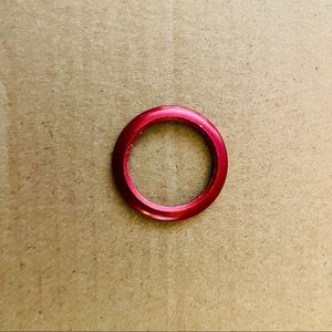 GUCCI Red Metal Bezel For Ladies 1100L Watch w/Interchangeable Bezels